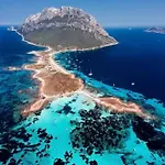 Vista Tavolara - Sardegna Vaccileddi